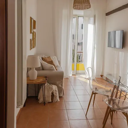 Apartment Romantique Vacation Apartament